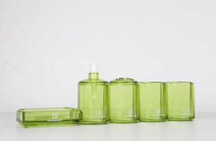 Hausgebrauch 時(shí)尚浴室用品套件 綠色亞克力衛(wèi)浴五件套 H51003 提升口腔衛(wèi)生體驗(yàn)